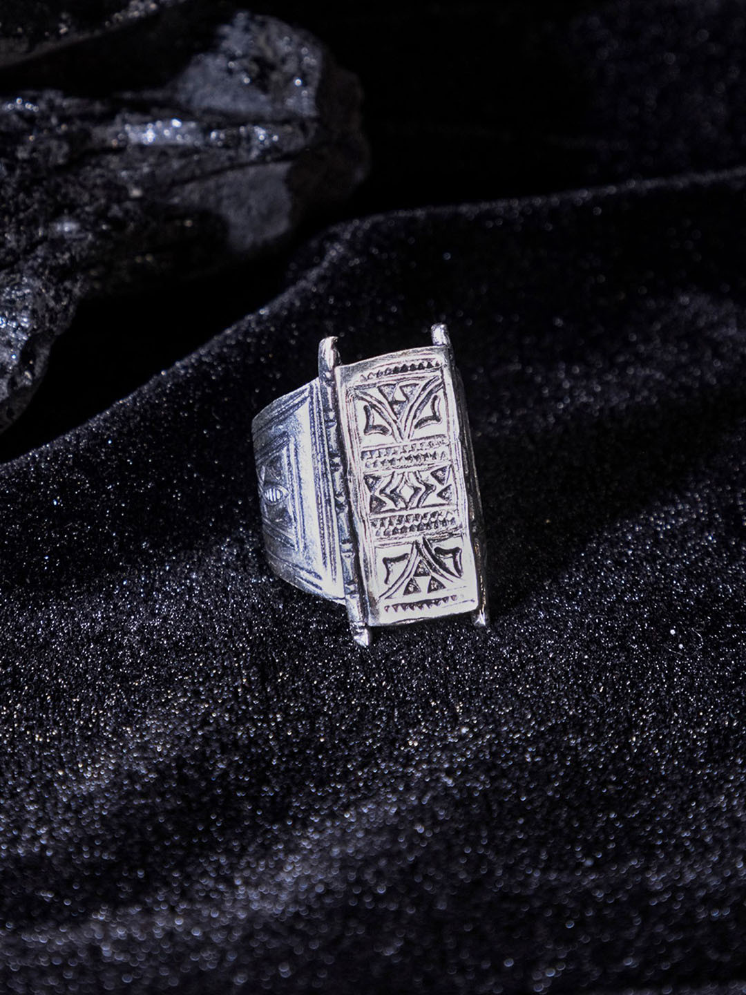 Studio One Love Silver-Plated Minimalist Adjustable Finger Ring