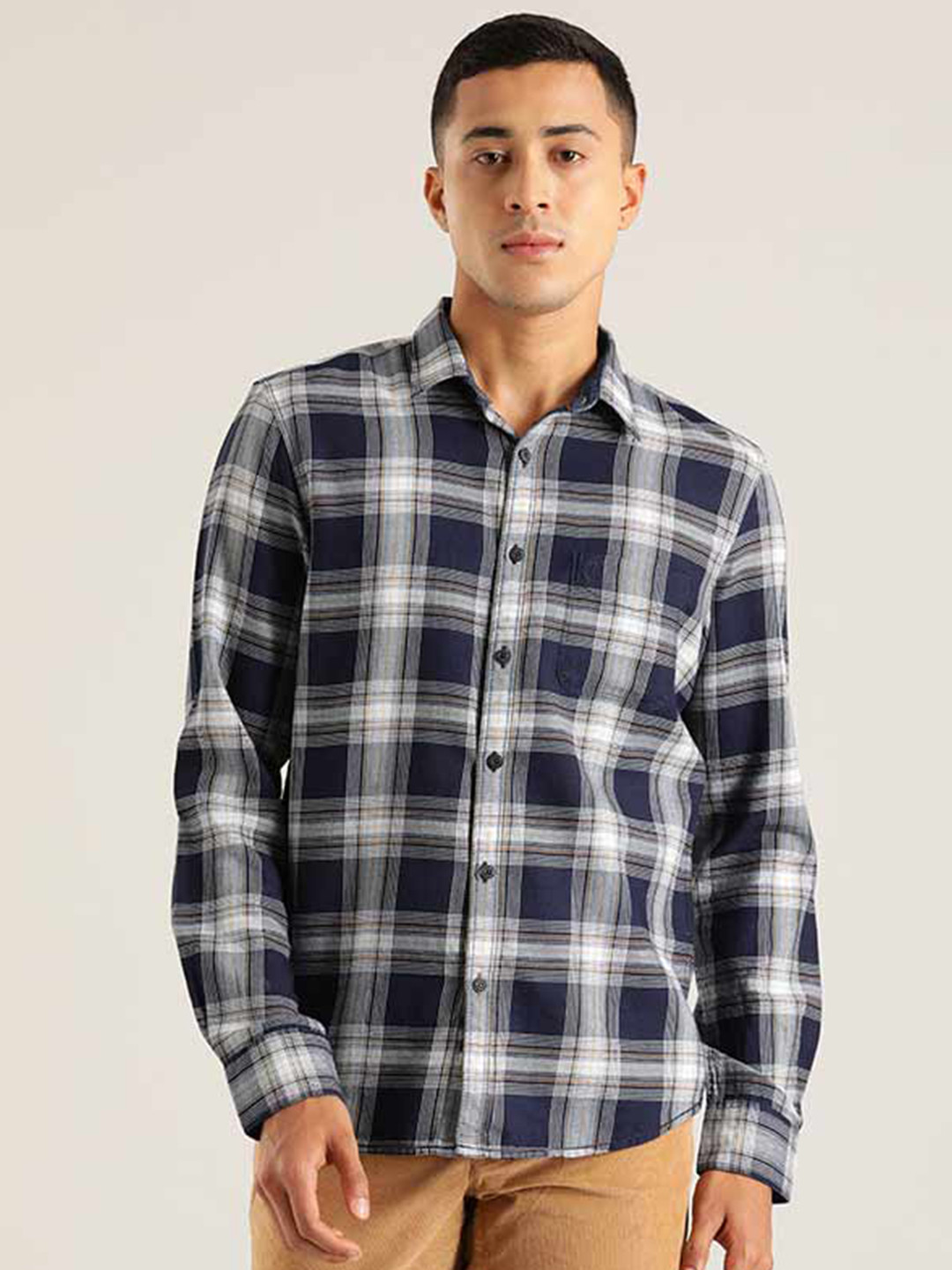 Indian Terrain Chiseled Fit Slim Fit Tartan Checks Pure Cotton Casual Shirt