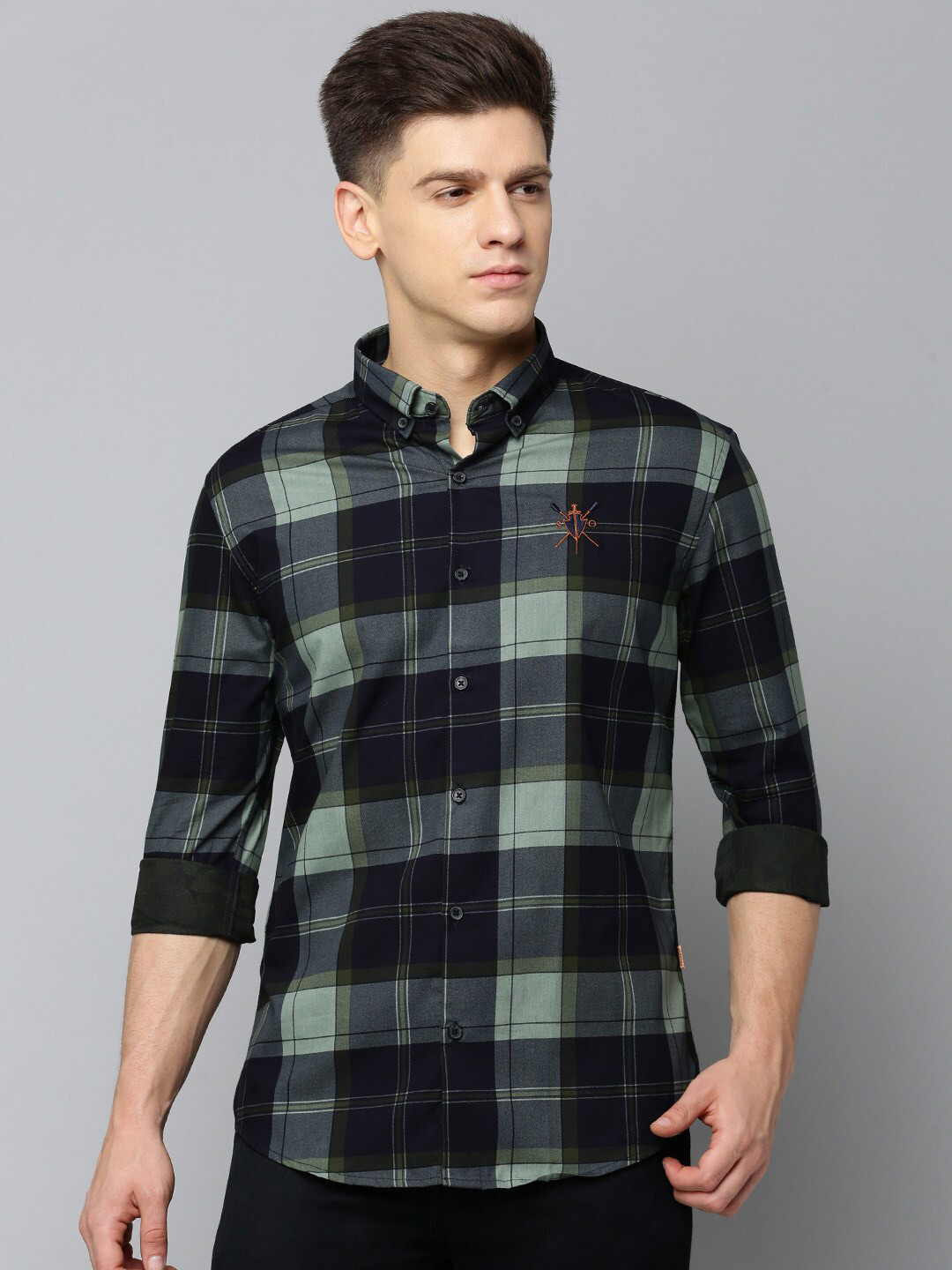 SHOWOFFFF Comfort Checked Spread Collar Cotton Casual Shirt