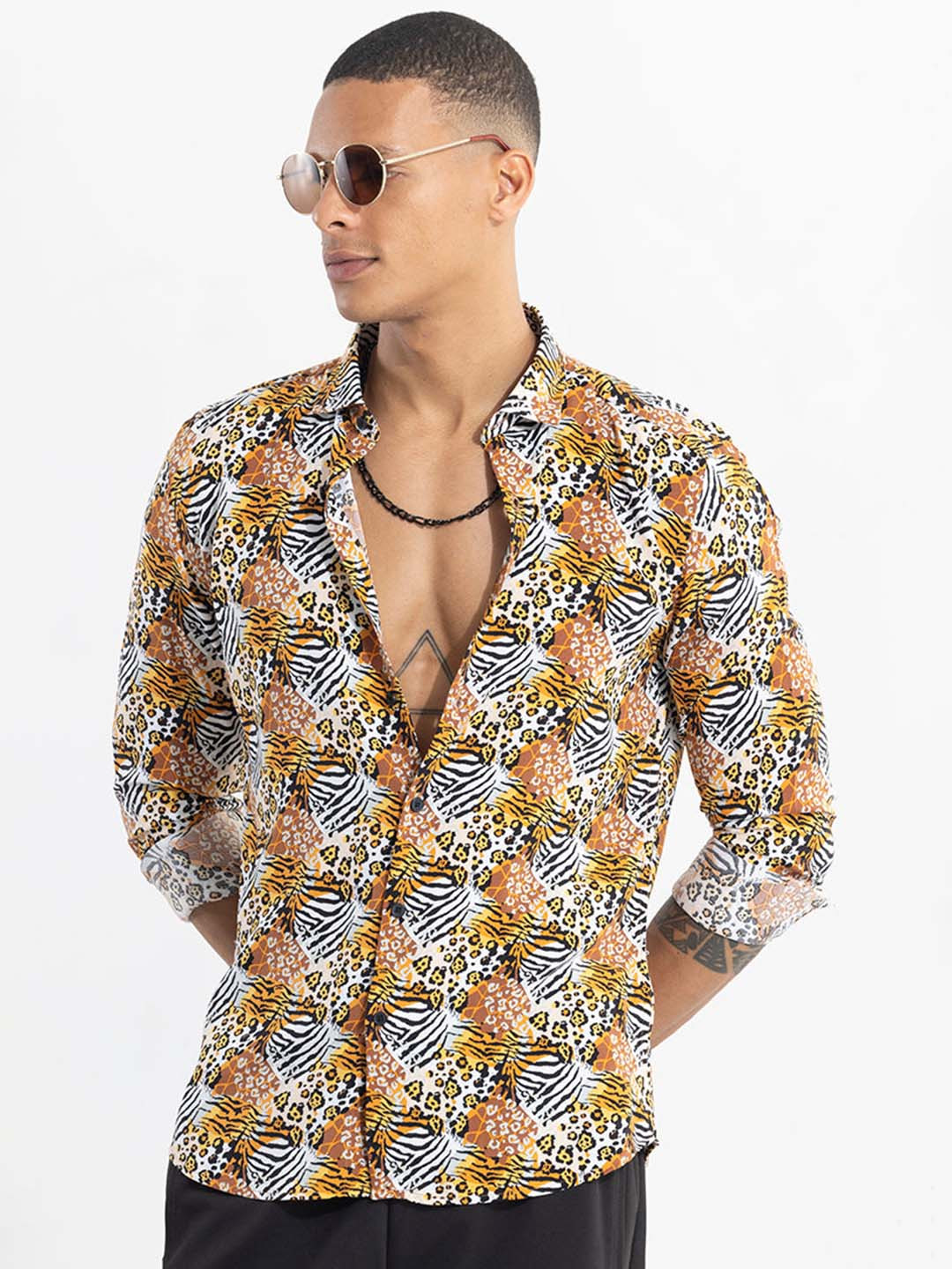 Snitch Slim Fit Animal Opaque Printed Casual Shirt