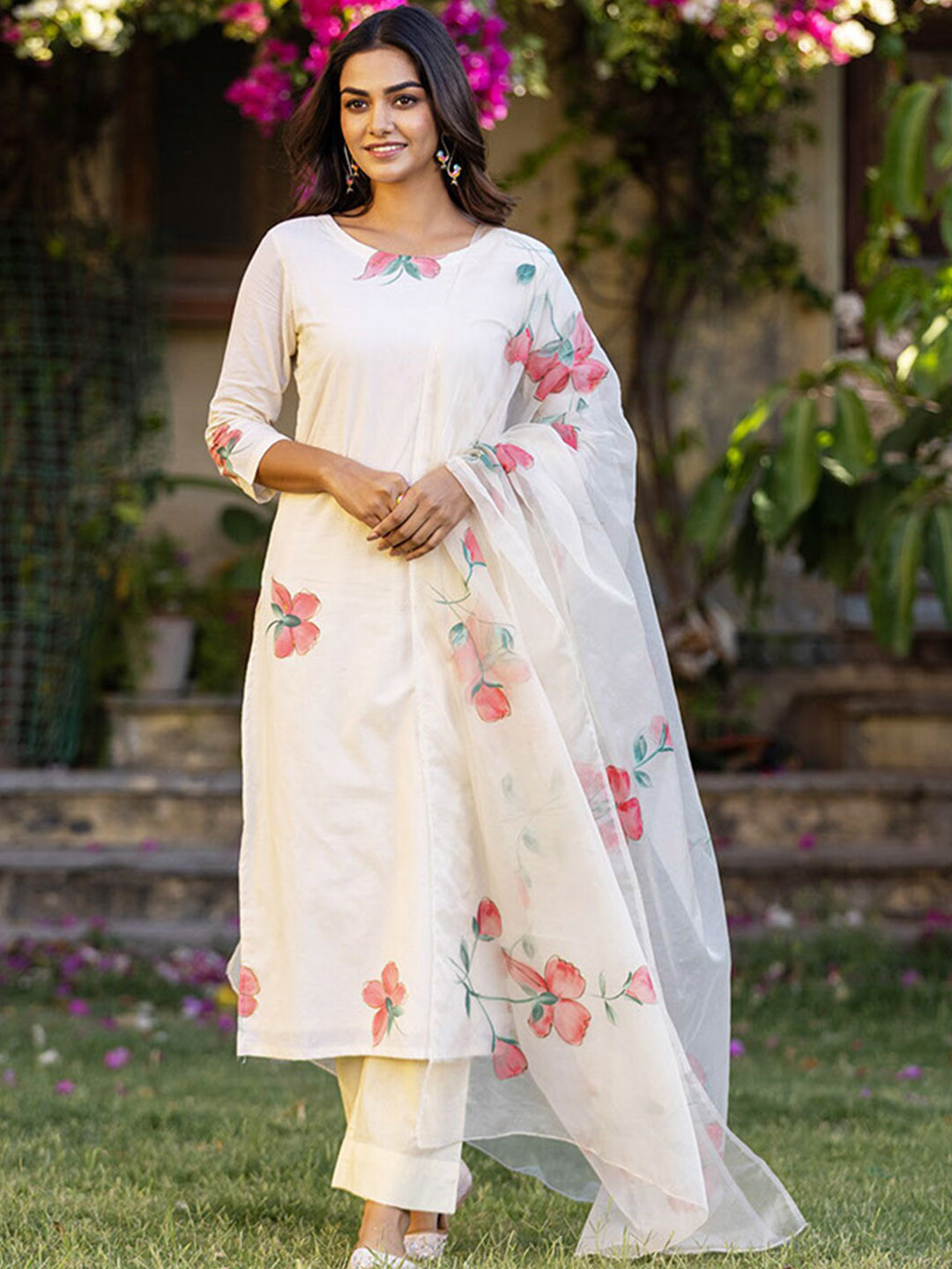 Ambraee Cream Floral Printed Boat Neck Kurta with Trousers & Dupatta Set