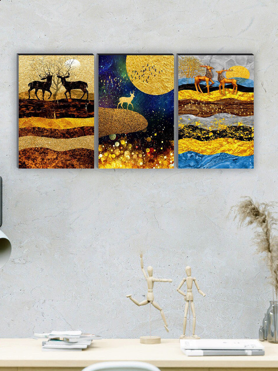 SAF Black & Blue 3 Pieces Deer Art Printed UV Coating Wall Painting
