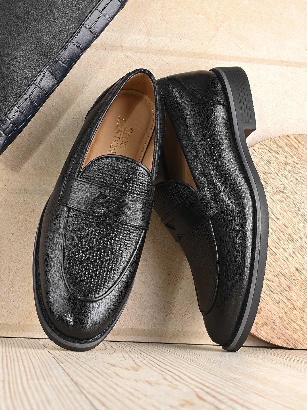 Buy CLOG LONDON Men Textured Comfort Insole Leather Penny Loafers