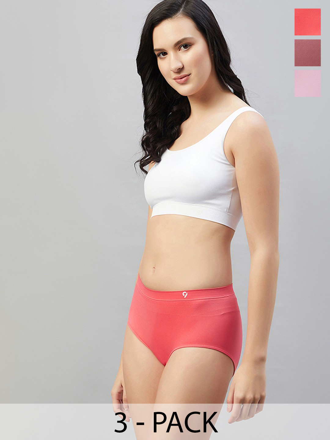 C9 AIRWEAR Women Seamless Pack Of 3 Breathable Tag-Free Comfort Hipster Briefs