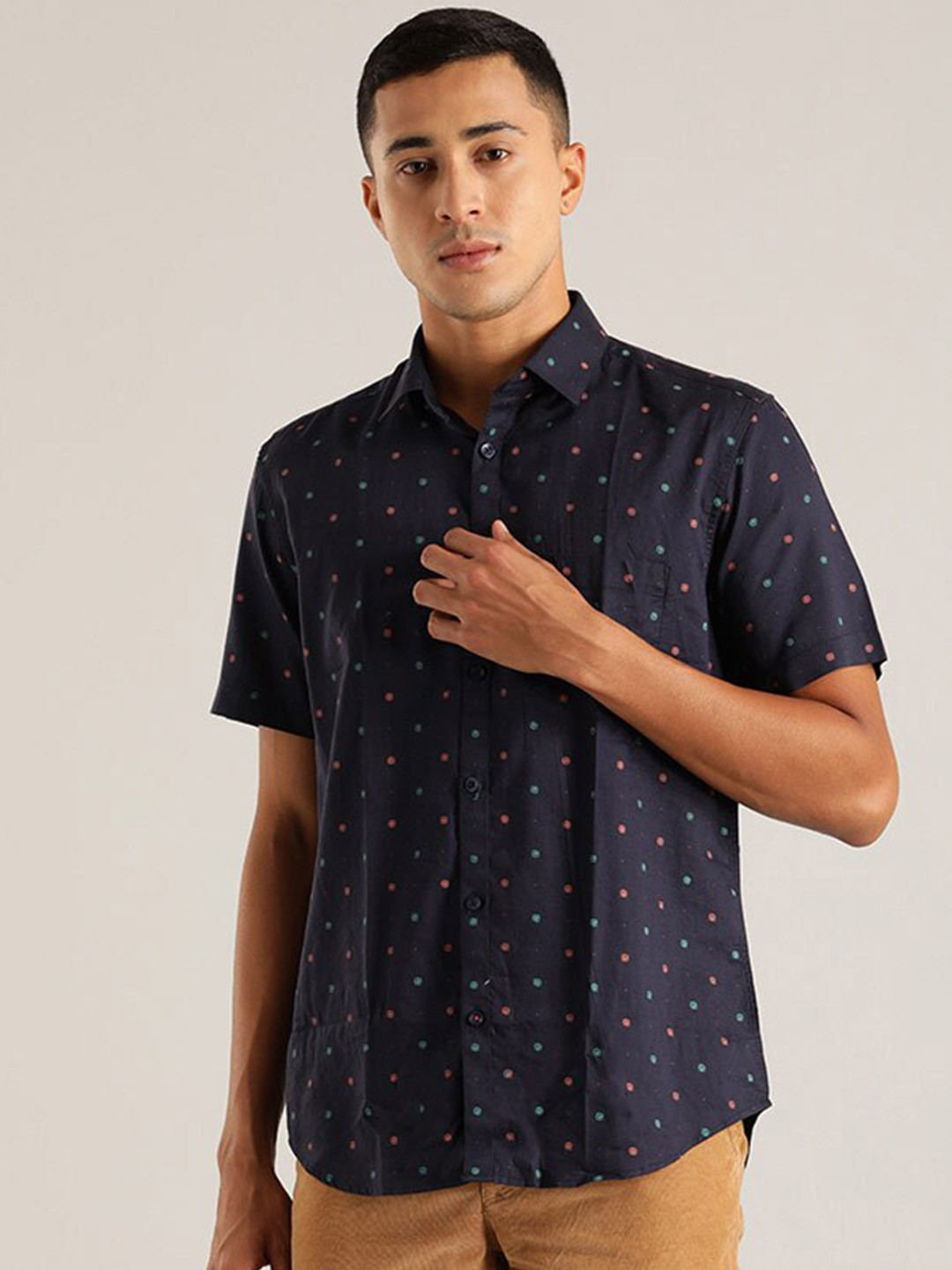 Indian Terrain Chiseled Micro Ditsy Printed Pure Cotton Slim Fit Casual Shirt