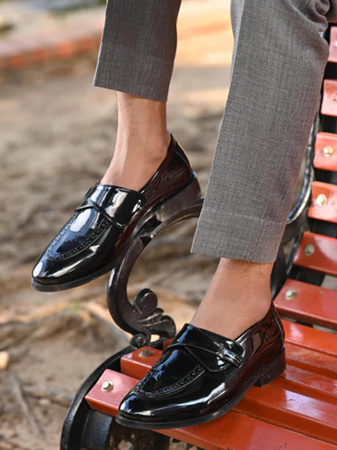 MONKSTORY Men Textured Comfort Insole Half Brogues Loafers