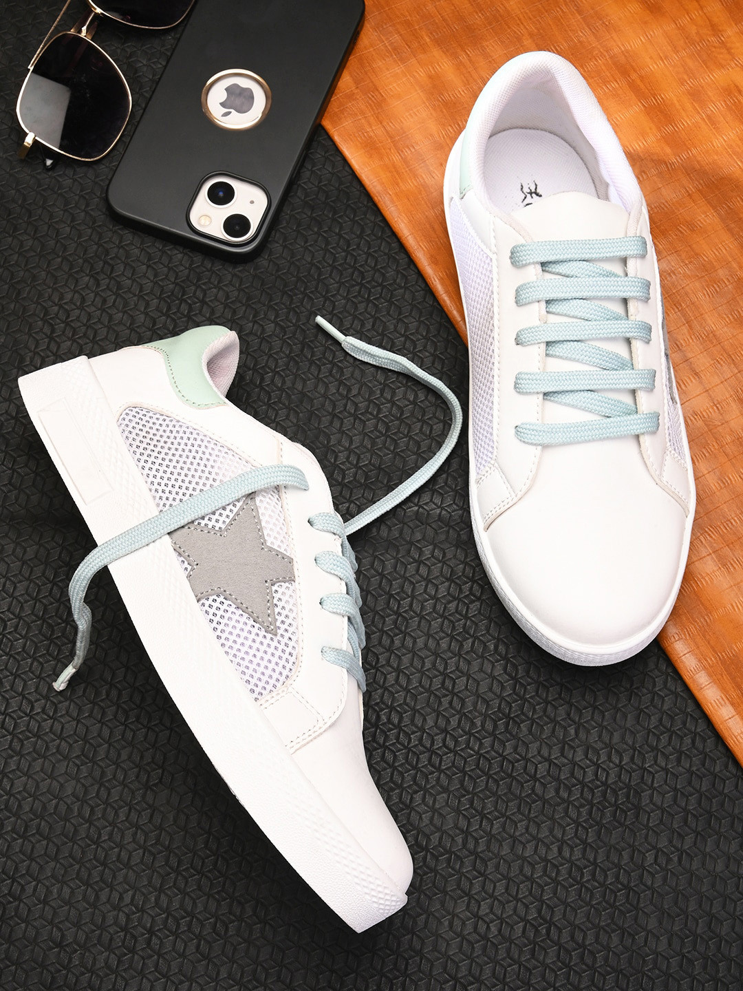 Longwalk Women Woven Design Lightweight Sneakers