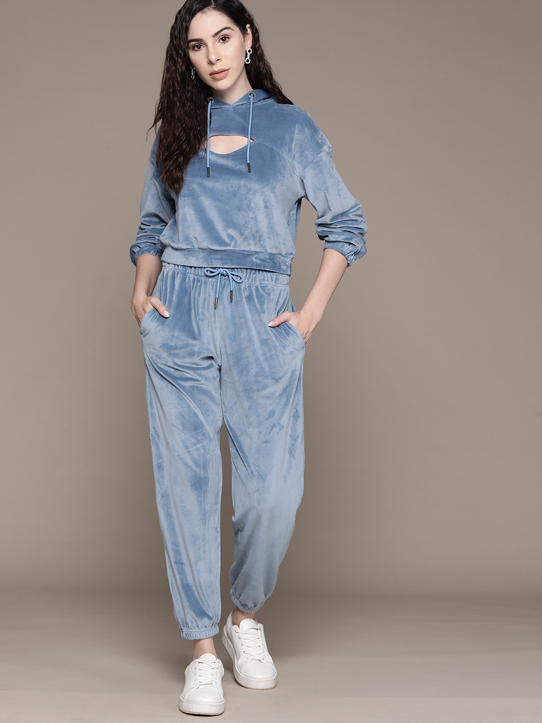 The Roadster Lifestyle Co. Cut-Out Detail Velvet Co-Ords