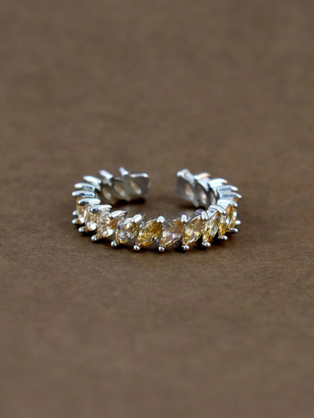 SALTY Anti-Tarnish Tangerine Leaf Tennis Finger Ring