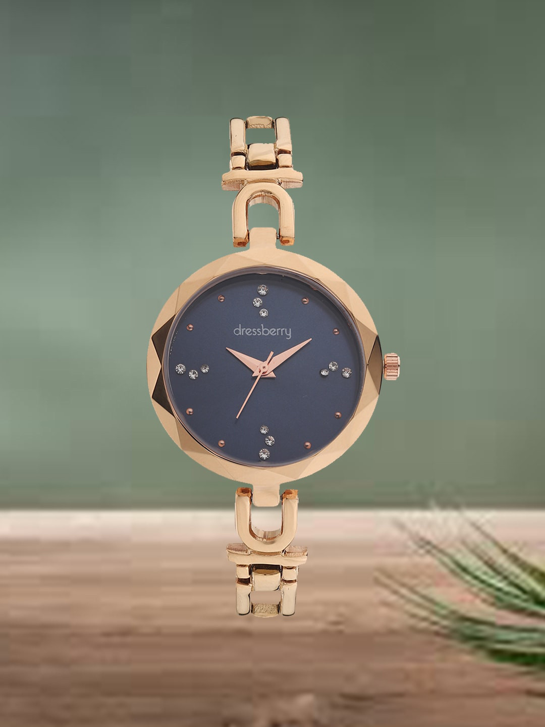DressBerry Women Embellished Dial & Bracelet Style Straps Analogue Watch HOBDB-110-RG