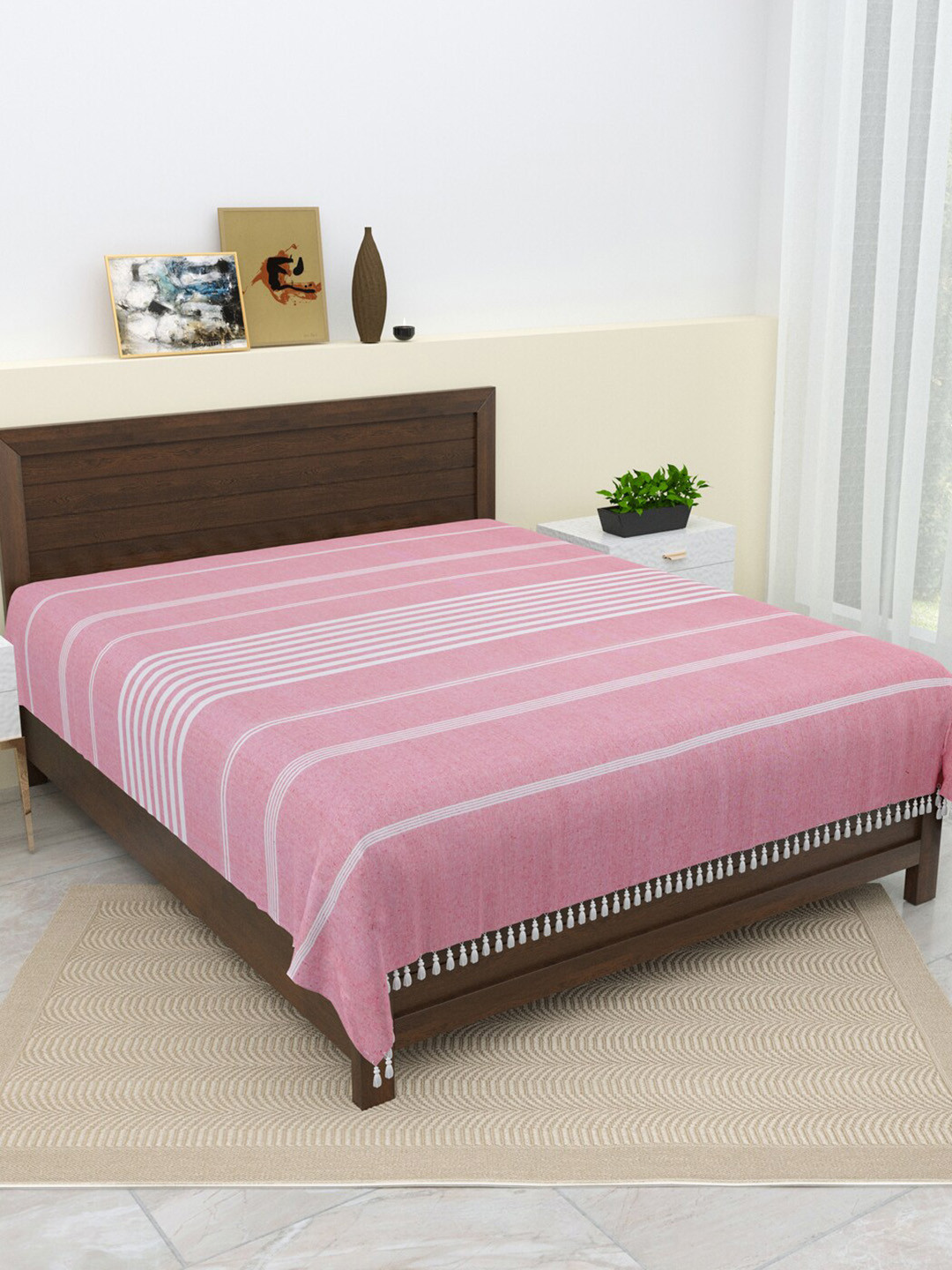 Varde Cavern Pink 210 TC Cotton Double Bedsheets