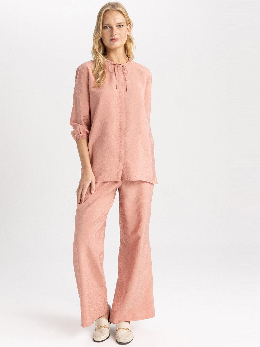 DeFacto Women Mid Raise Casual Parallel Trousers