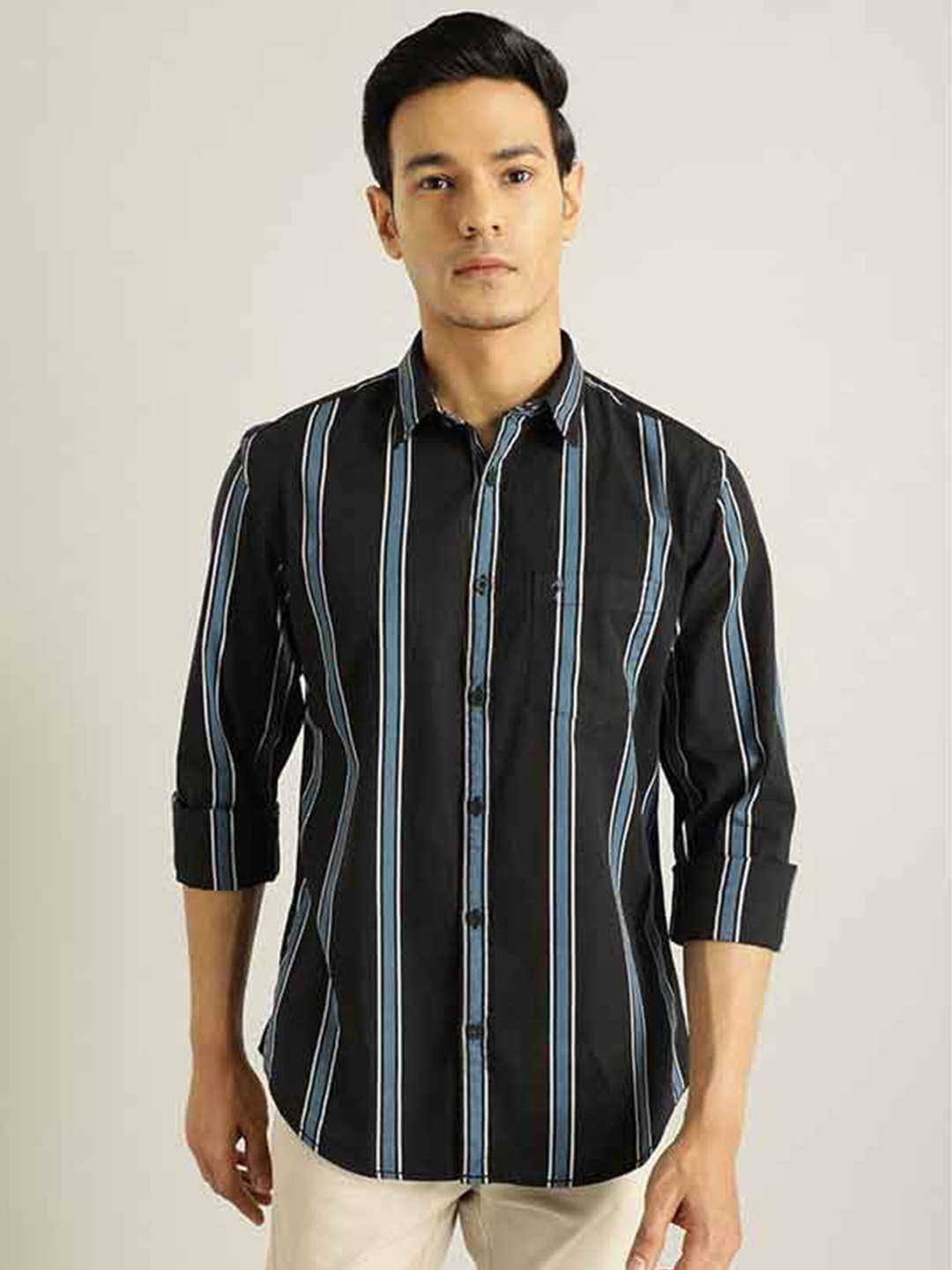 Indian Terrain Men Black Chiseled Slim Fit Striped Pure Cotton Casual Shirt
