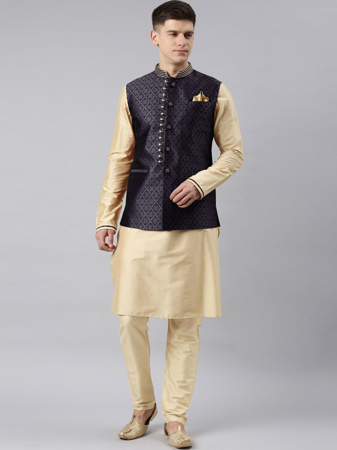 TheEthnic.Co Regular Banarasi Kurta & Pyjamas with Self Design Nehru Jacket
