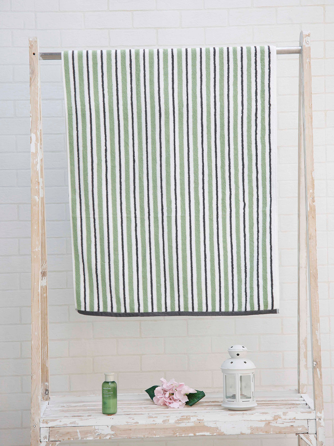Ariana Green & White Striped 500 GSM Cotton Bath Towel
