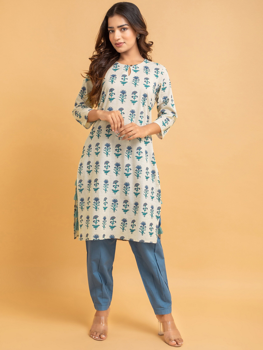 SUTI Floral Printed Regular Pure Cotton Kurta With Salwar