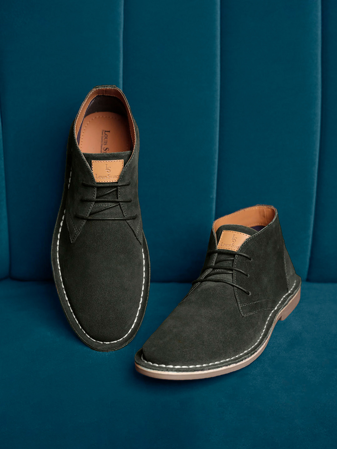 LOUIS STITCH Men Mid-Top Solid Suede Desert Boots