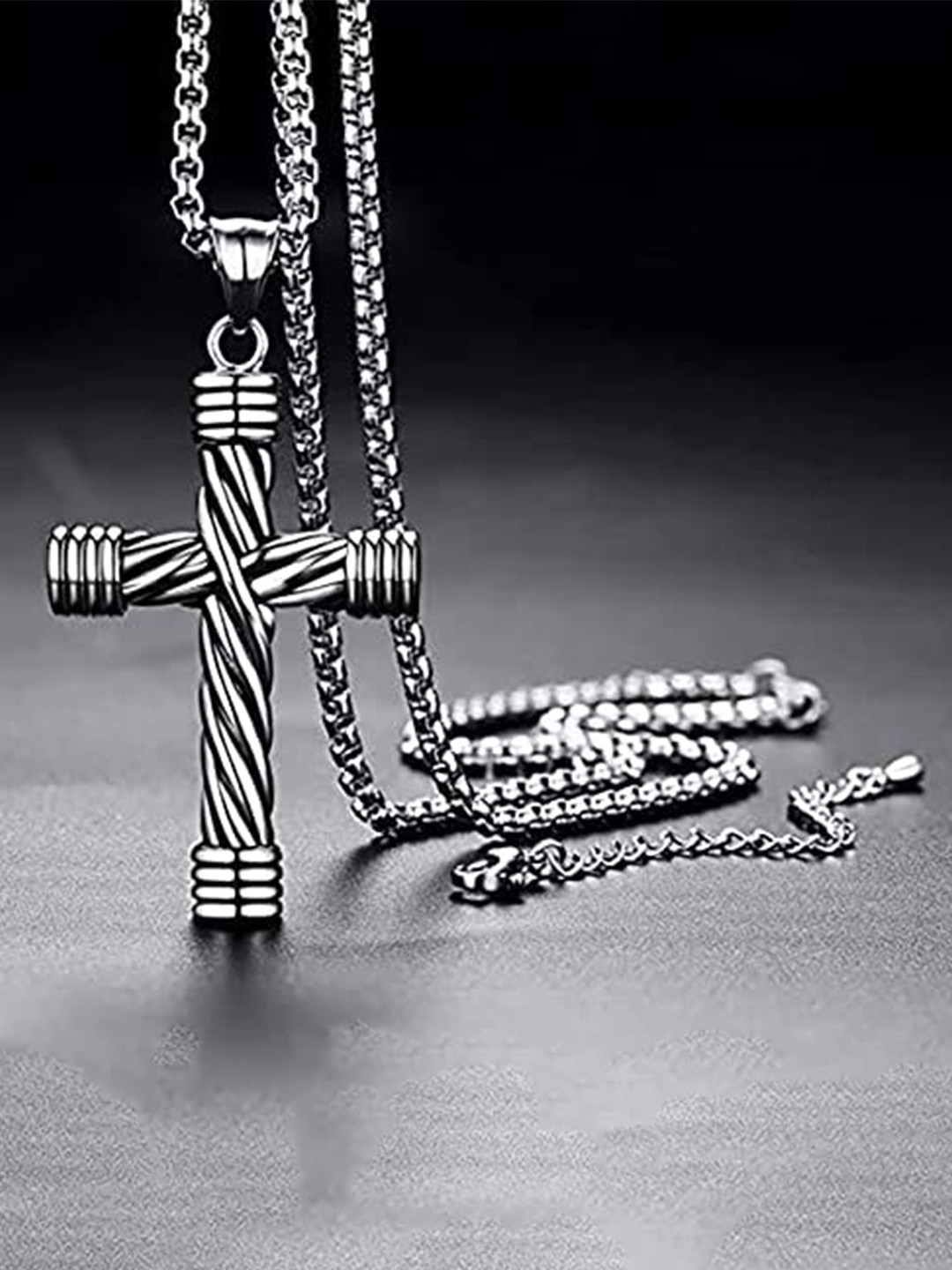 VIEN Silver-Plated Cross Chain