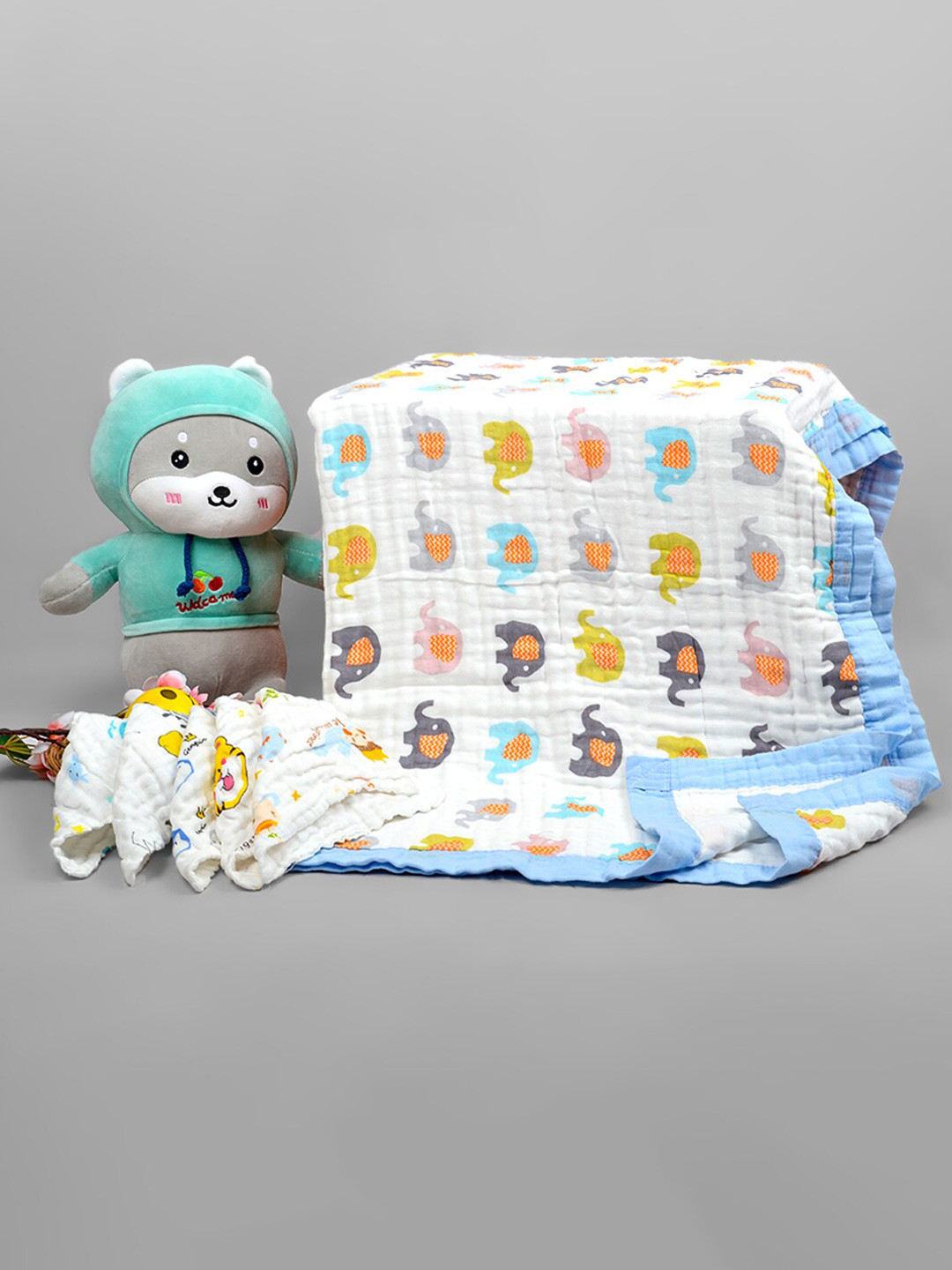 Moms Home Kids White 5 Pieces Printed Summer 500 GSM Organic Cotton Blanket & Napkins