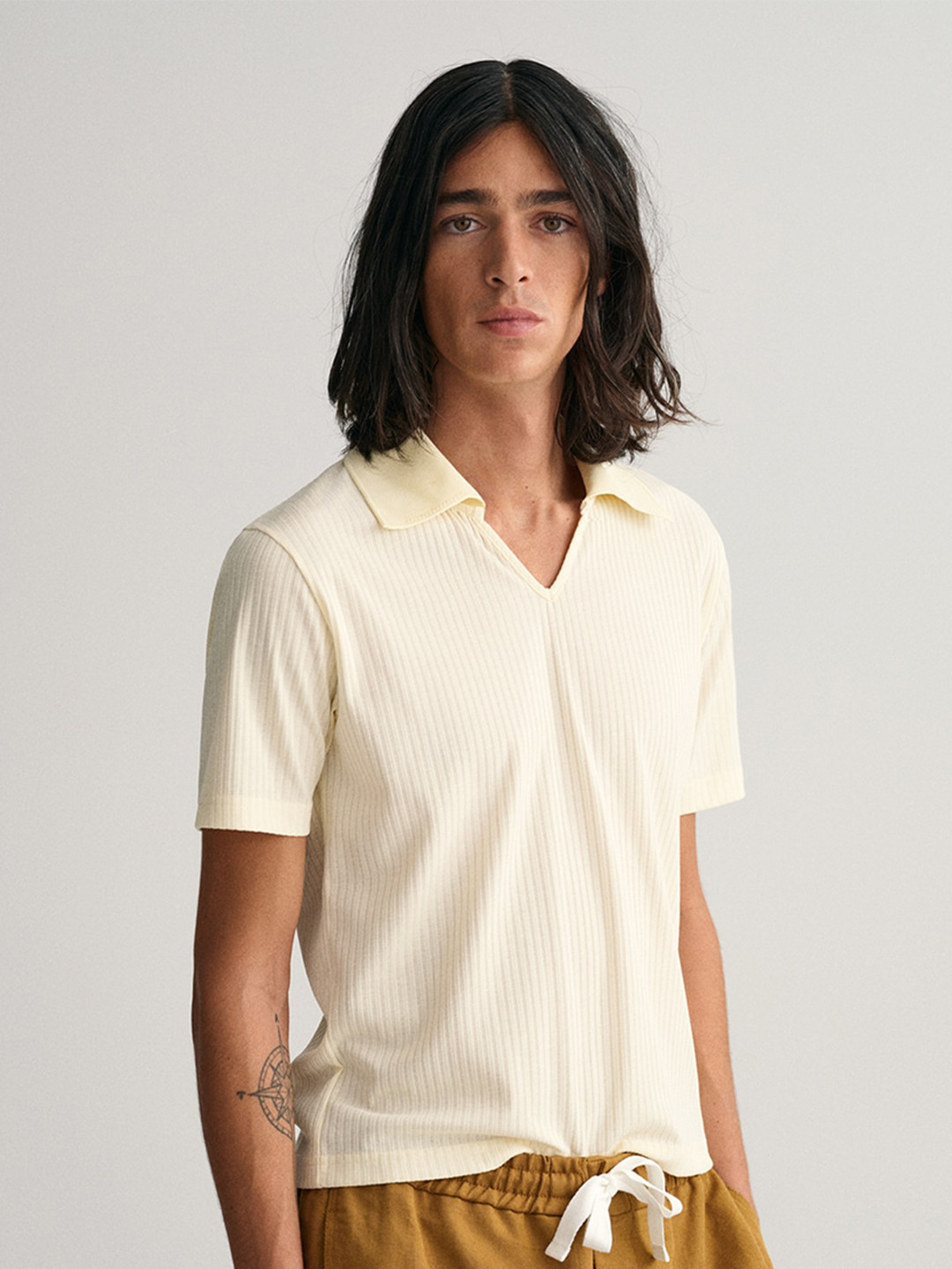 GANT V-Neck Slim Fit T-shirt