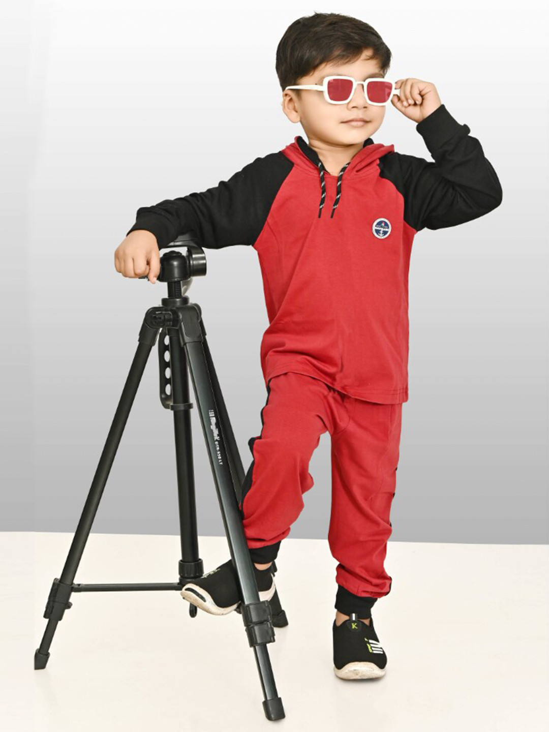 BAESD Boys Hooded T-shirt With Trousers