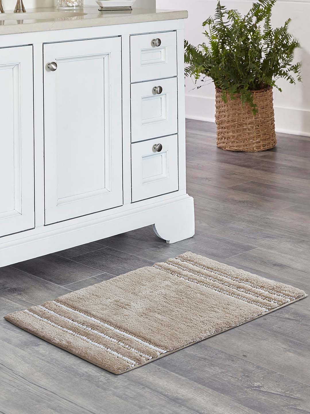 OBSESSIONS Beige & White Self Design Ultra Absorbent Anti-Skid Rectangular Bathmat