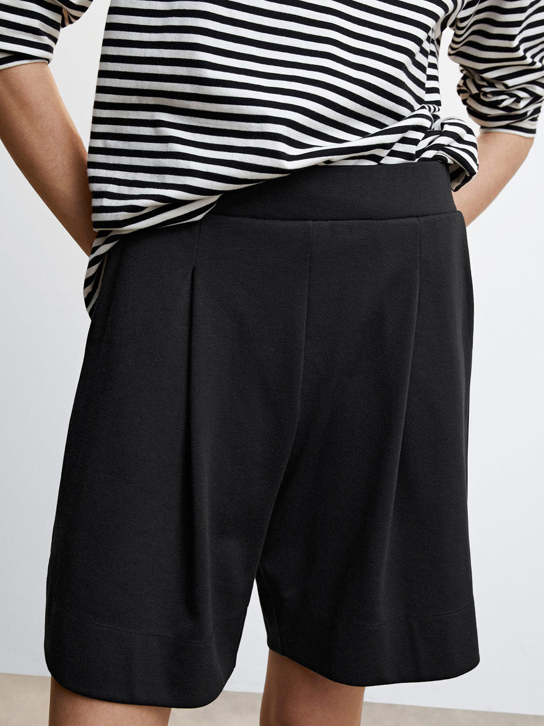 MANGO Women Pleated High-Rise Bermuda Shorts