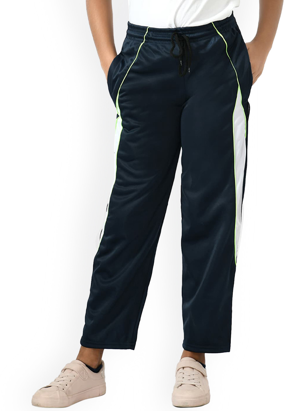 IndiWeaves Girls Mid-Rise Track Pant