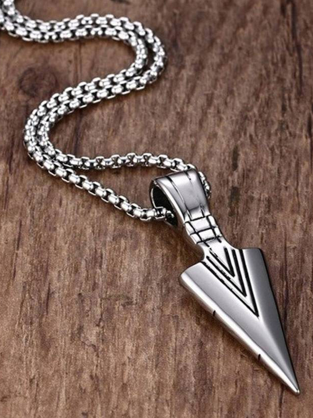 KARISHMA KREATIONS Silver-Plated Arrow Pendant Chain