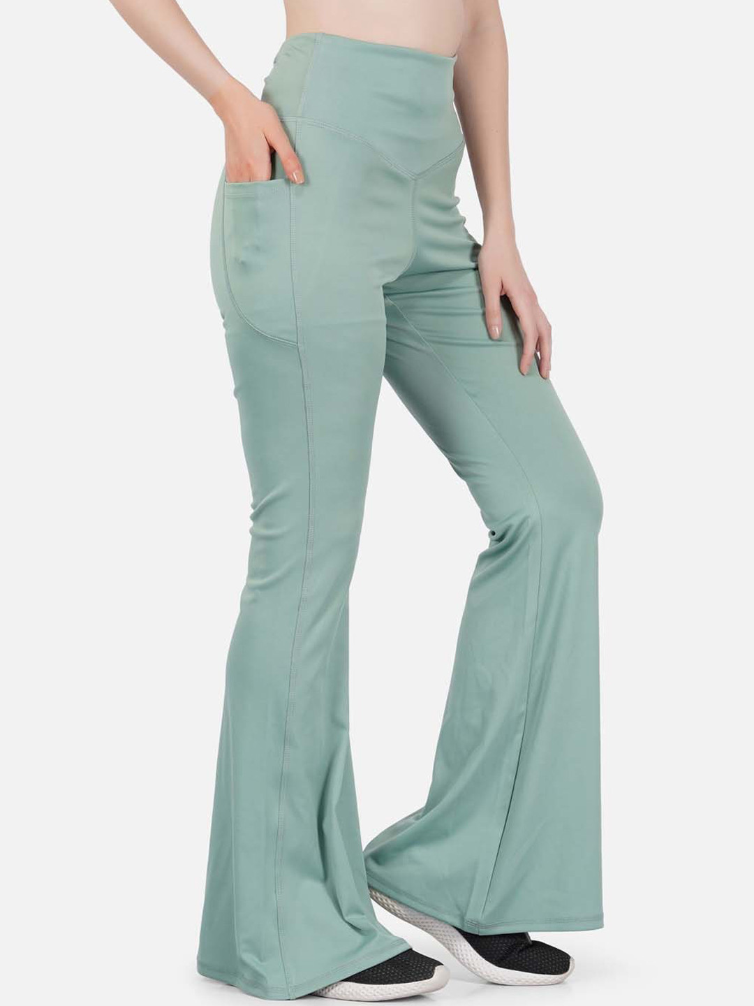 IMPERATIVE Women Relaxed High-Rise Pain Knitted Flared Bootcut Trousers