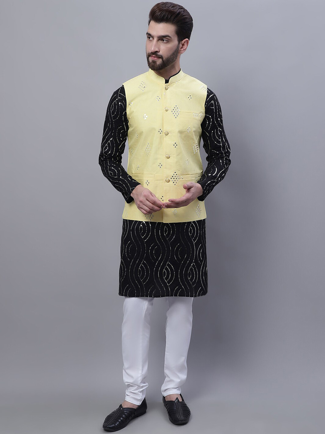 SOJANYA Leheriya Embroidered Pure Cotton Kurta with Pyjamas & Narhu Jacket