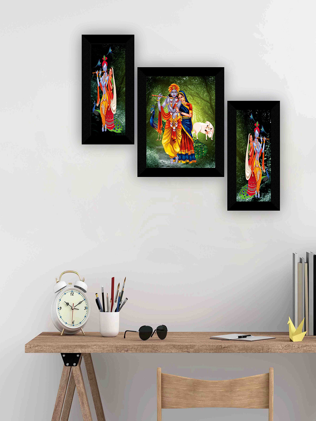 SAF Black & Green 3-Pieces Radha Krishna Printed Framed Wall Art
