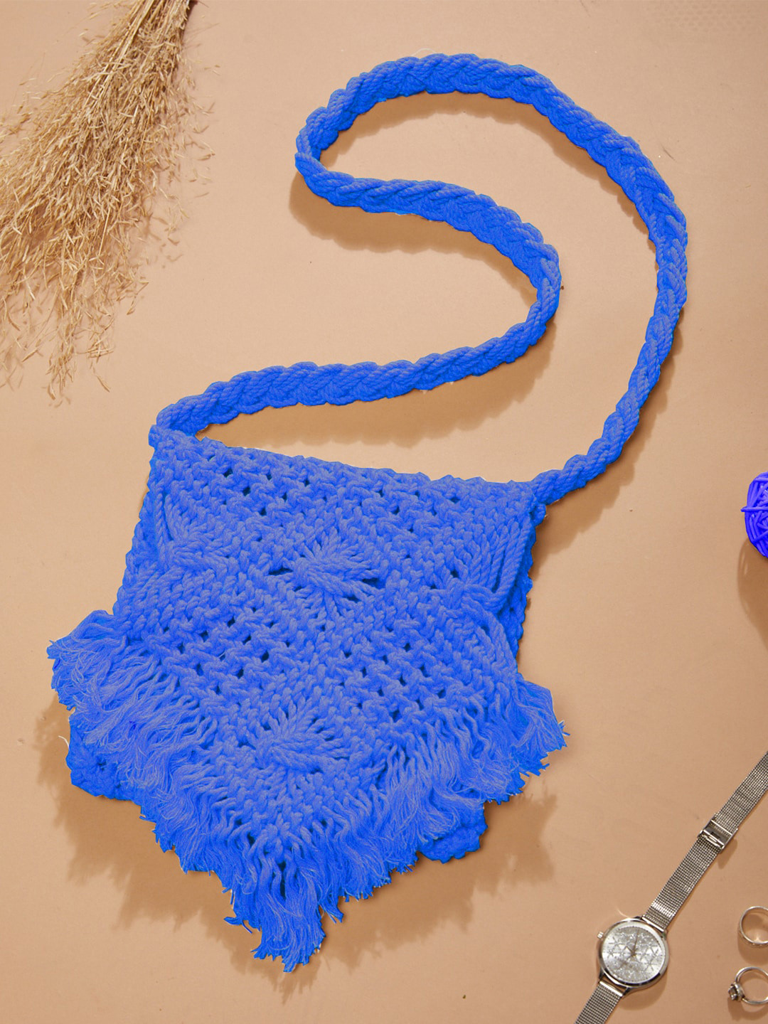 IMARS Women Self Design Sling Bag With Fringed