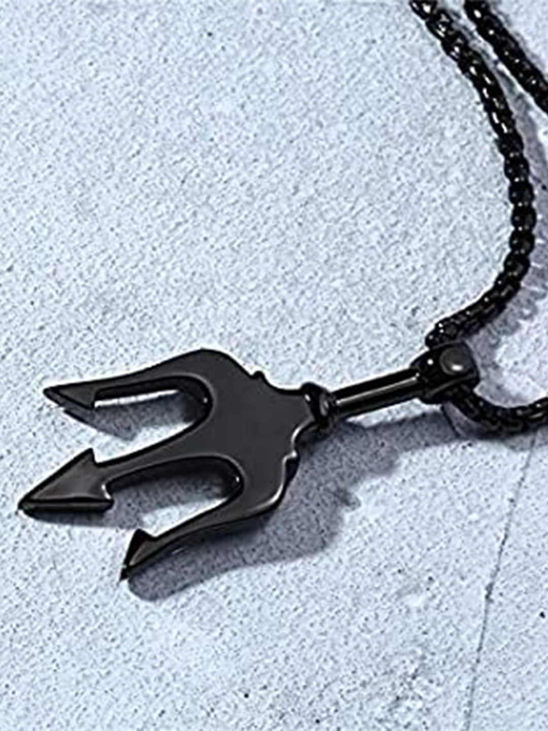 KARISHMA KREATIONS Poseidon Pendant Chain