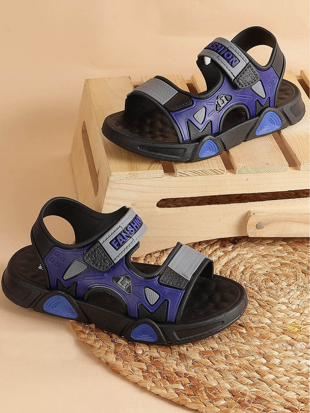 PASSION PETALS Boys Colourblocked Comfort Sandals