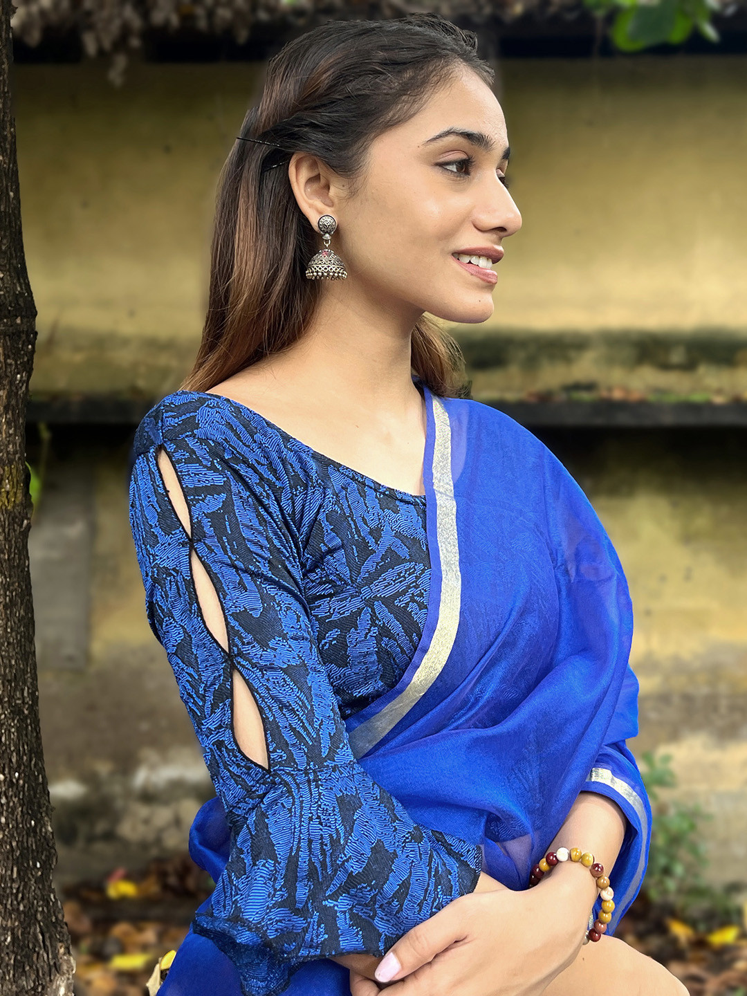 Bindigasm's Advi Woven Ruffle Jacquard Stretchable Saree Blouse