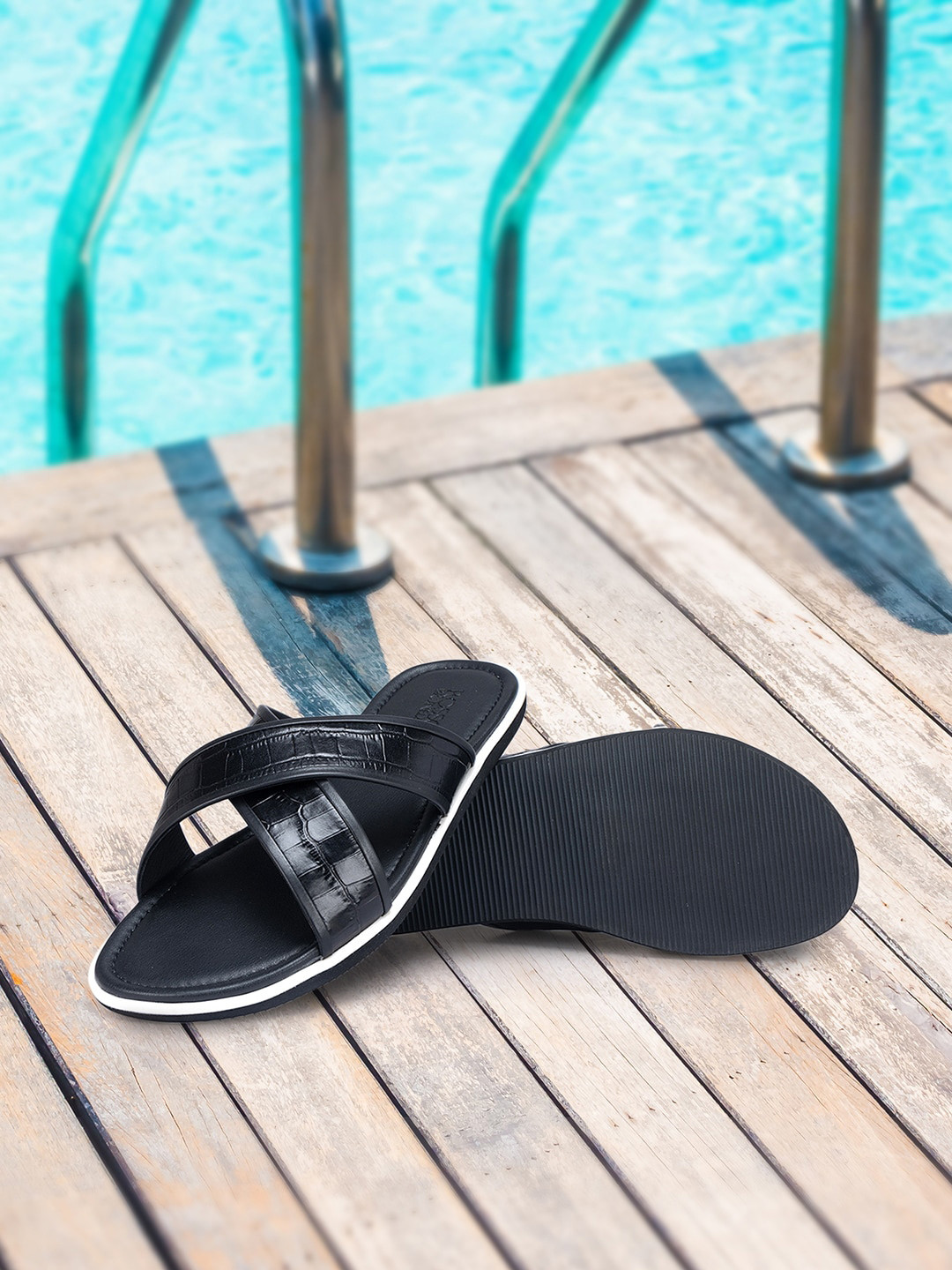 ROSSO BRUNELLO Men Croc Textured Leather Comfort Sandals