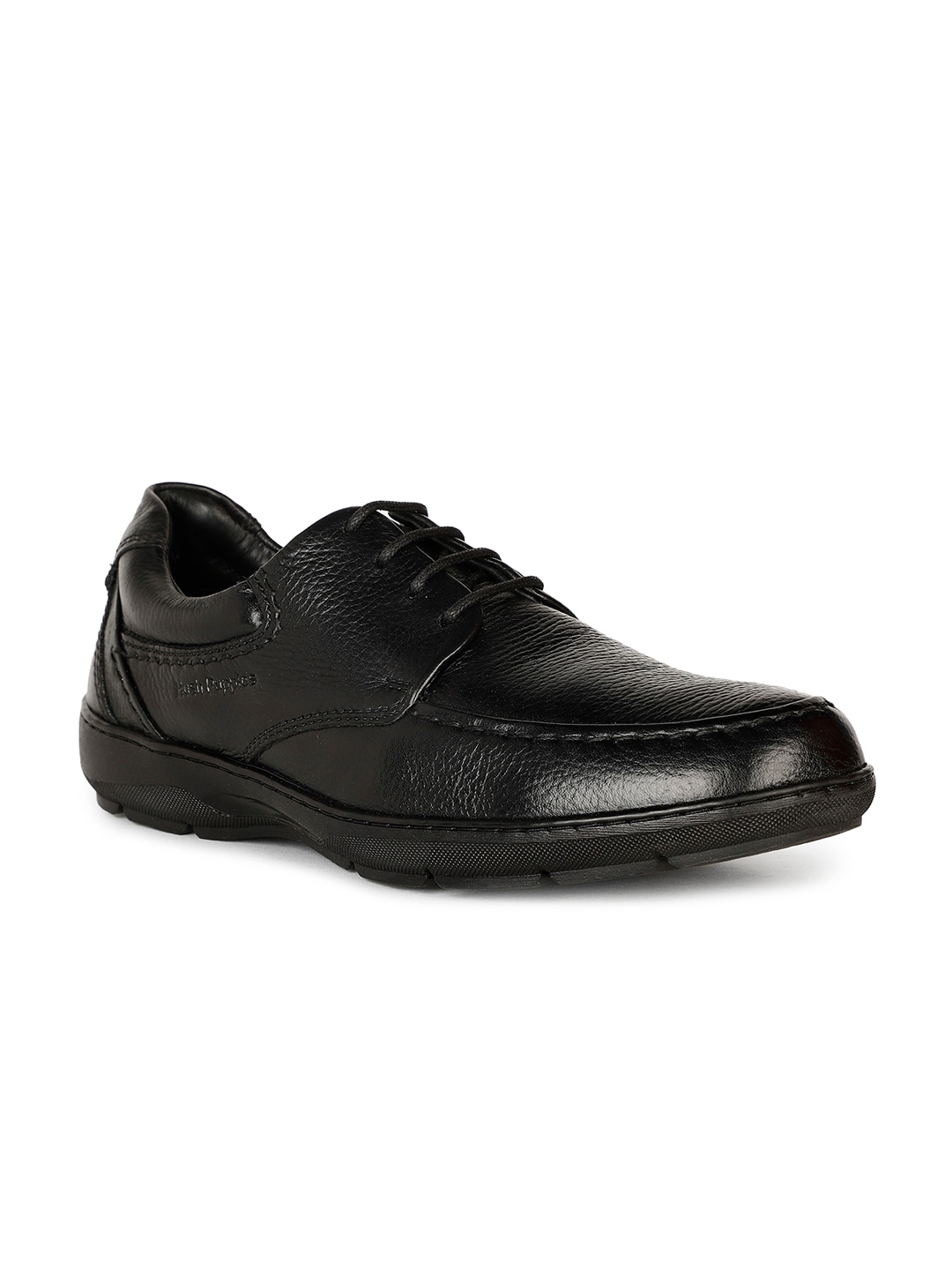 Hush sale puppies myntra