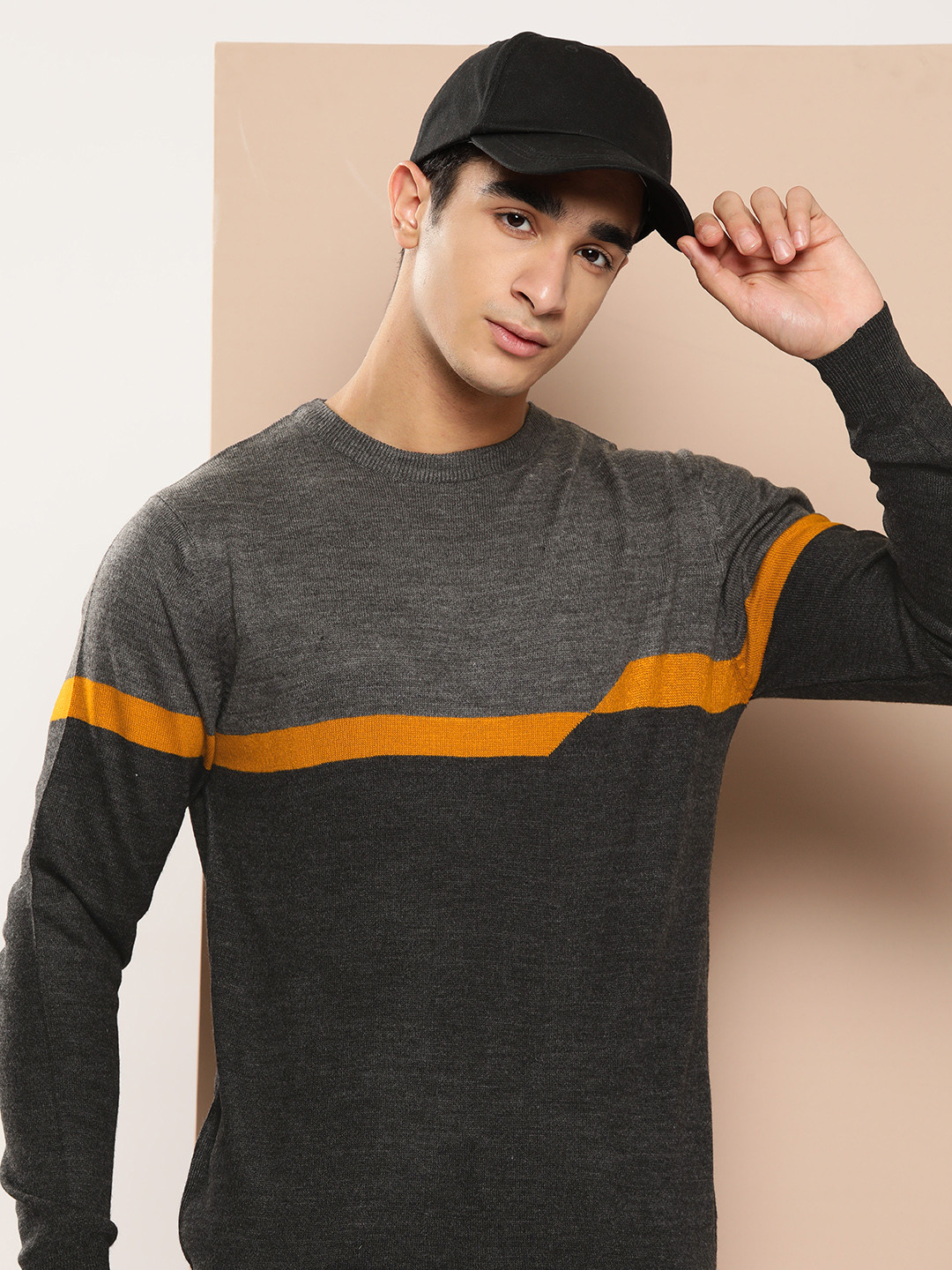 INVICTUS Pure Acrylic Colourblocked Pullover