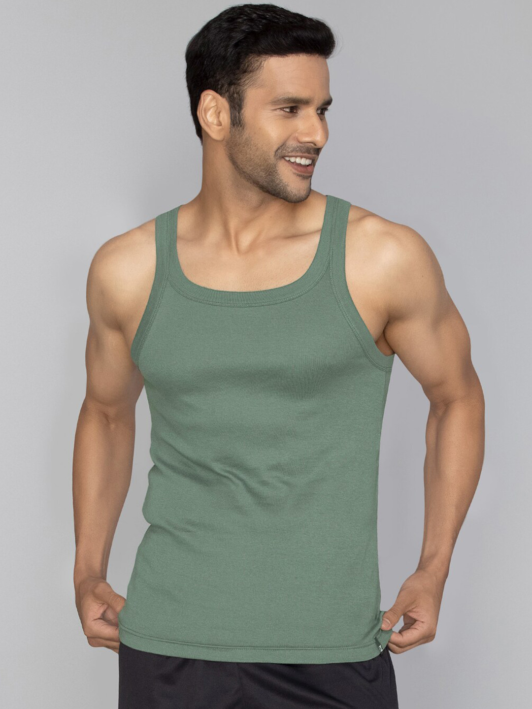 XYXX Men Solid Pace Super Combed Cotton Olive Ribbed Square Neck Gym Vest