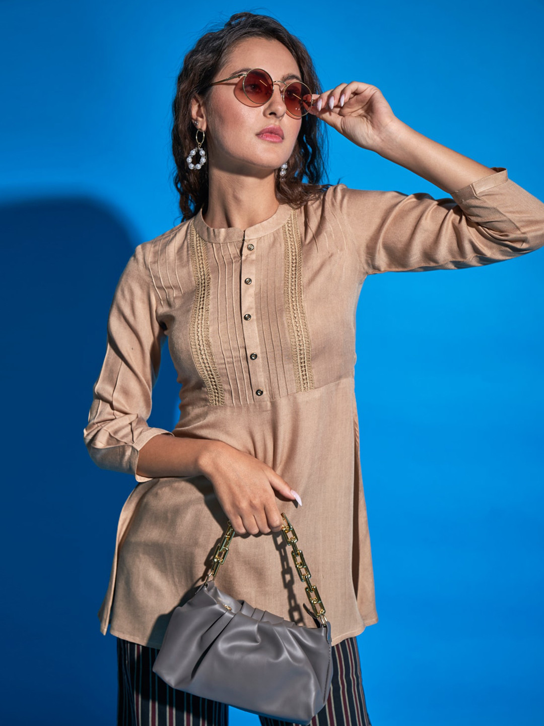 Sangria Sciffli Lace & Pin Tucked Detail Lonline A-Line Top