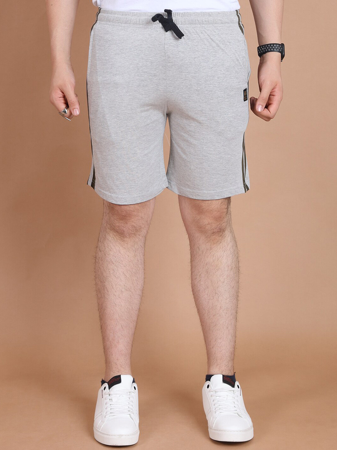 berry blues Men Striped Slim Fit Cotton Shorts