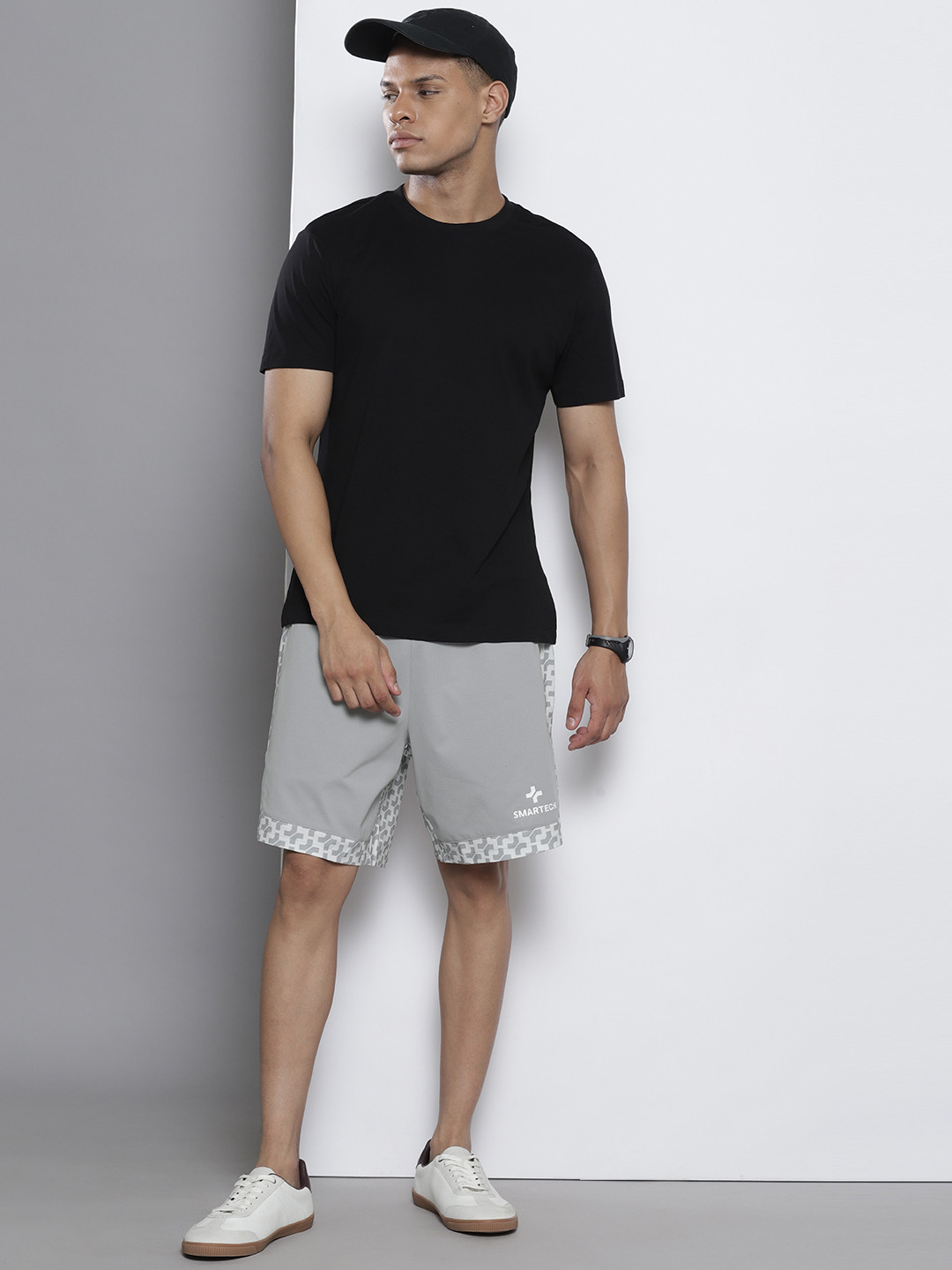 SEMIR Men Smart Tech Printed Shorts