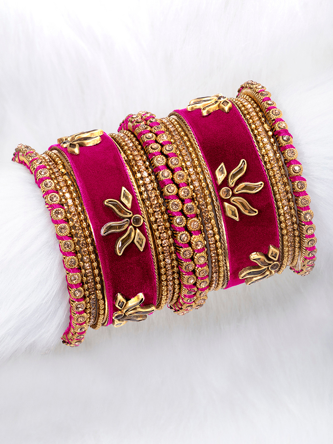 Peora Women 18Pcs Gold-Plated Kundan Studded Bangles Set