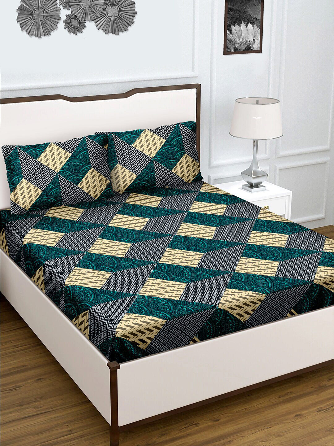 BELLA CASA Radiant Collection Green Geometric Pure Cotton Light Weight 150 TC King Bedsheet with 2 Pillow Covers-88 x 98 inches