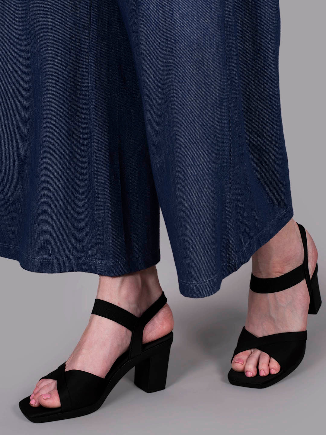 sneakers villa Open Toe Block Heels