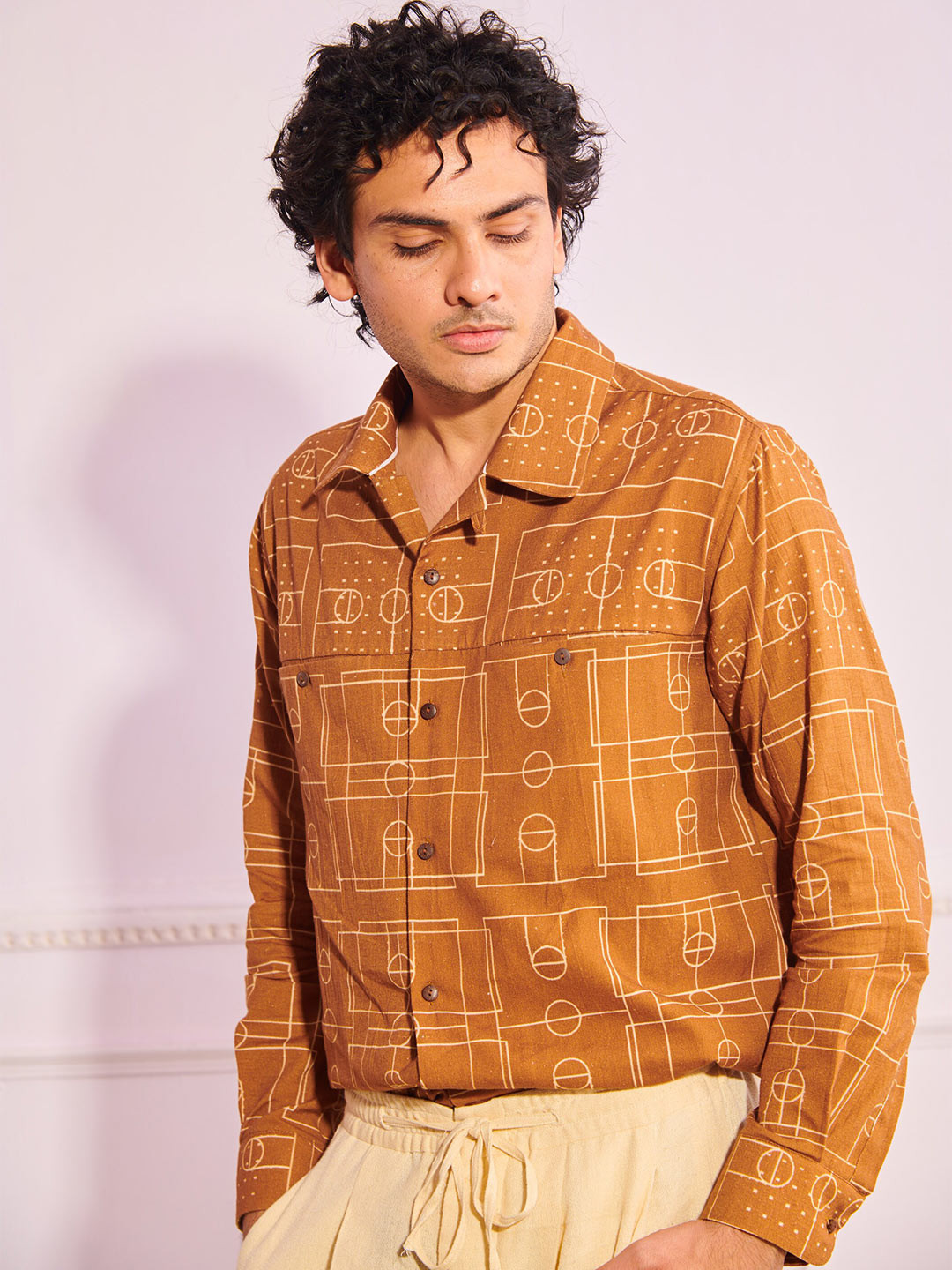 ARTLESS Relaxed Geometric Printed Casual Shirt