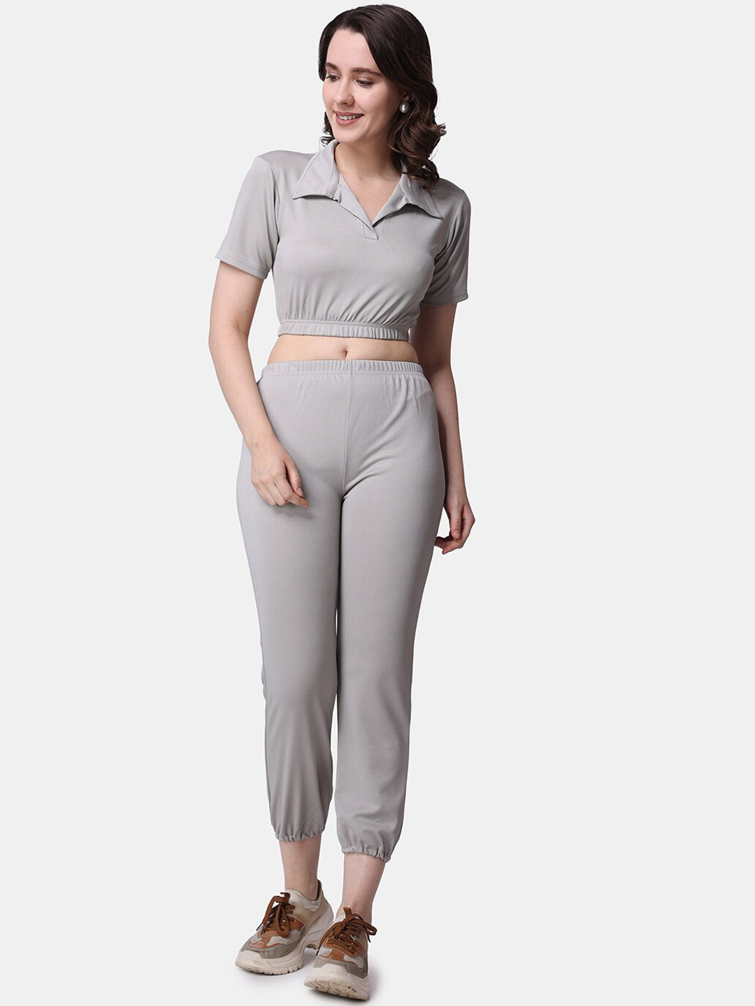Popwings Spread Collar Crop Top & Joggers
