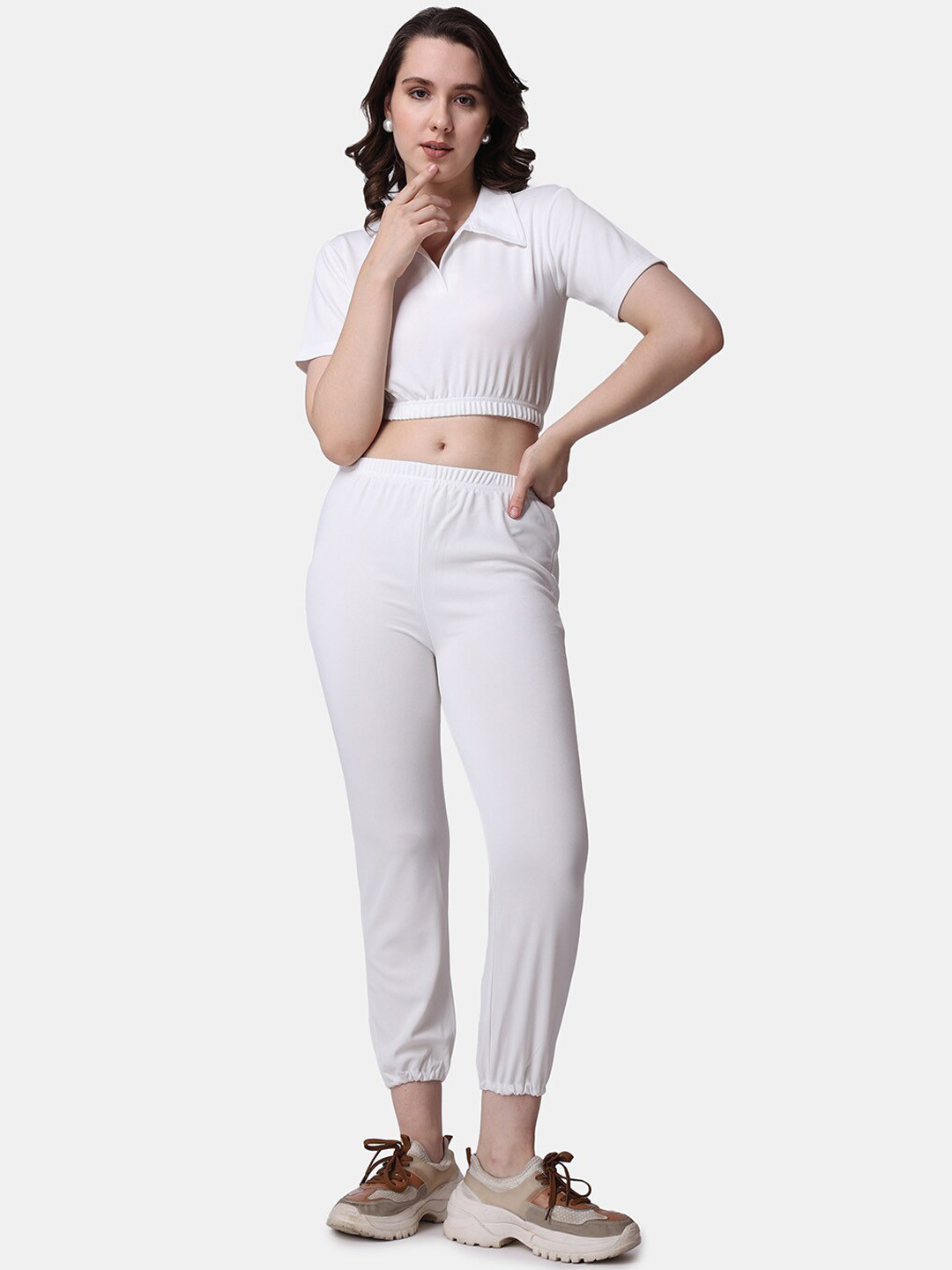 Popwings Spread Collar Crop-Top & Joggers