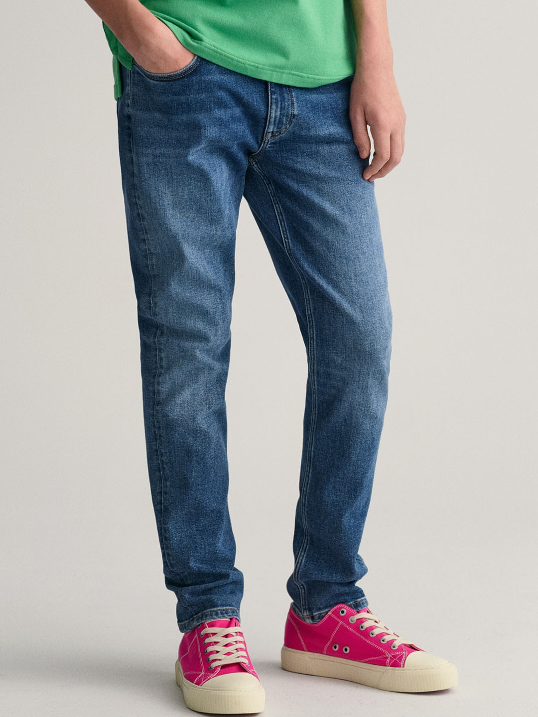 GANT Boys Slim Fit Light Fade Clean Look Jeans
